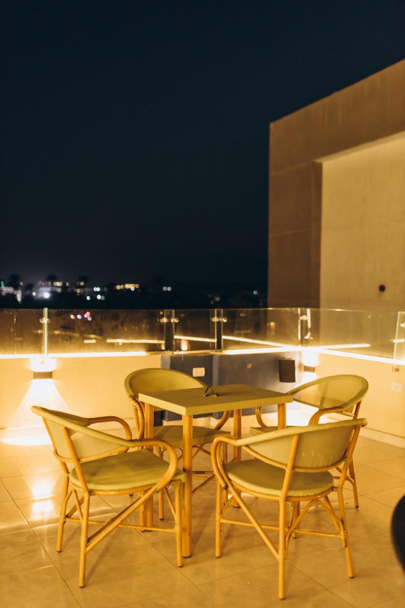 Отель Regent Pyramids View Kafrat al Jabal Экстерьер фото