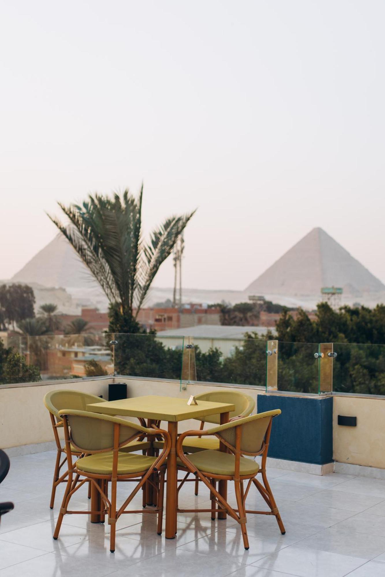 Отель Regent Pyramids View Kafrat al Jabal Экстерьер фото